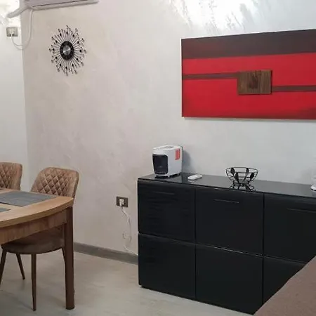 Апартаменты Alezzy Luxury Prima Linie La Mare Нэводари