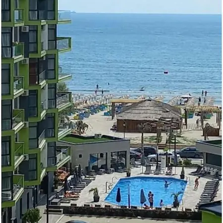 Alezzy Luxury Prima Linie La Mare Navodari